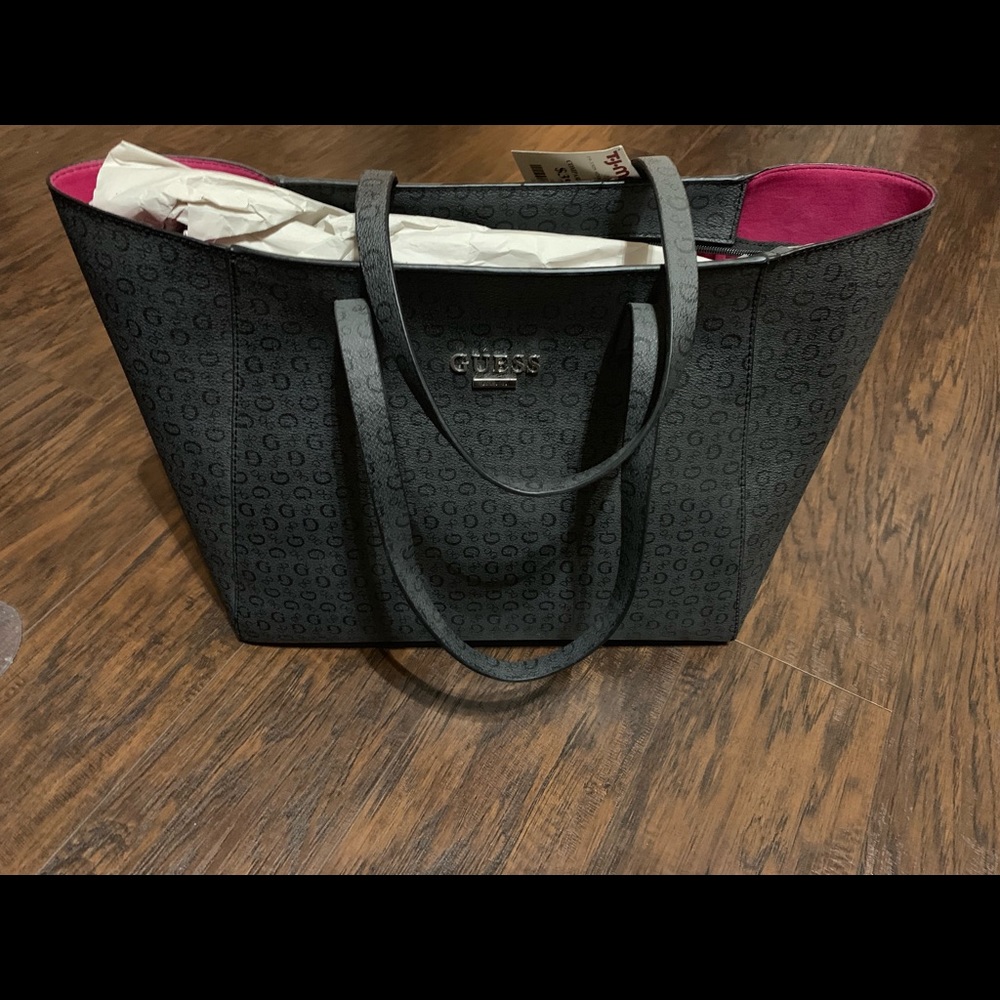 GUESS HAND BAG